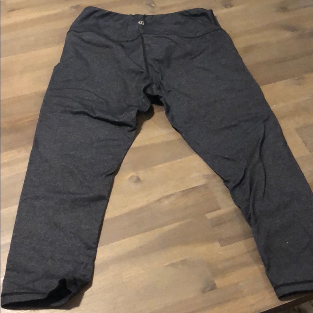 Gray Lulu Crops